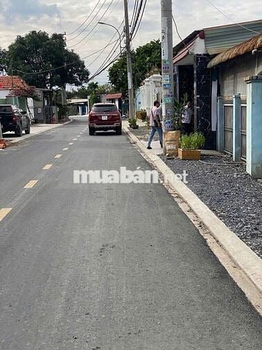 Đất Mặt tiền Đ.Nguyễn Thị Ly ,DT: 8 x 23 vị trí kinh doanh buôn bán