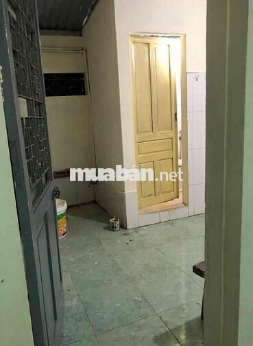 THUÊ NHANH TẦNG 2 NHÀ QUẬN BA ĐÌNH, ĐÊ LA THÀNH