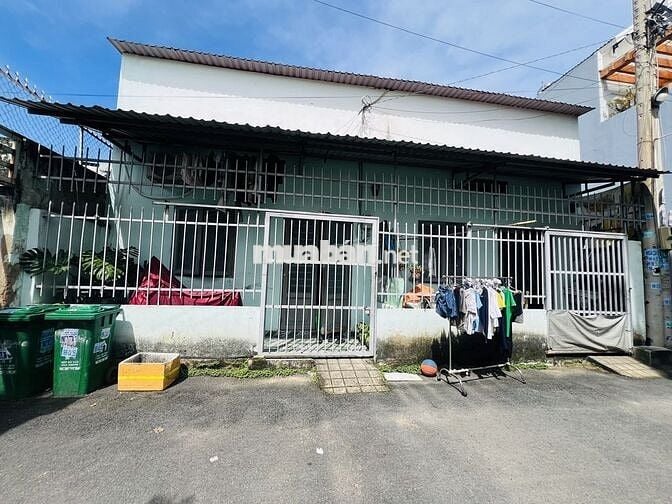 Siêu Lời_BÁN ĐẤT TẶNG DÃY TRỌ CŨ SÁT PHẠM VĂN ĐỒNG_2 MẶT TIỀN_15X20M