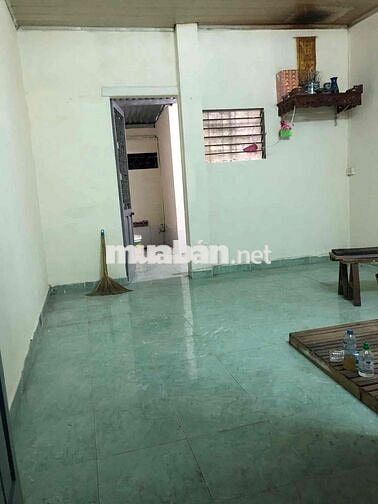 THUÊ NHANH TẦNG 2 NHÀ QUẬN BA ĐÌNH, ĐÊ LA THÀNH