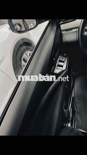 Toyota Innova 2017 2.0E - 105000 km