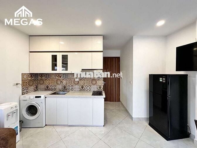 CHO THUÊ CĂN 1N1K FULL NỘI THẤT BAN CÔNG Ở ĐỘI CẤN GẦN HỒ TÂY