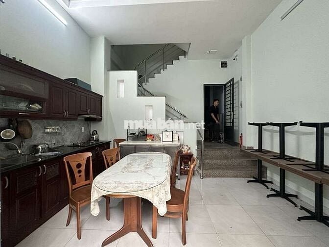 Gần Công Viên Gia Định, Chợ Tân Sơn Nhất Nhà 3 Tầng ngang 5m, 4 PN