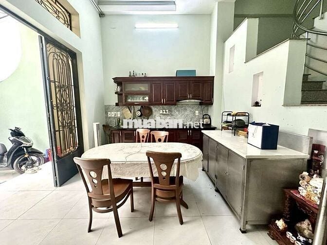 Gần Công Viên Gia Định, Chợ Tân Sơn Nhất Nhà 3 Tầng ngang 5m, 4 PN