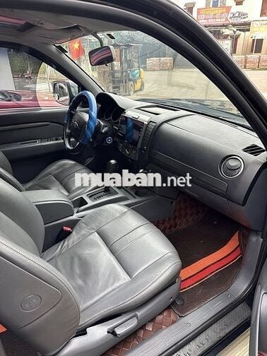 Ford Everest 2.5AT 2016 đen 83.000 km