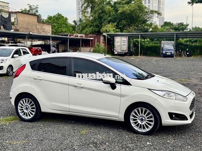 Ford Fiesta 2015 1.5 S Hatchback 80000 km
