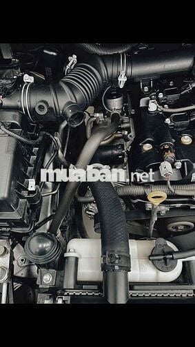 Toyota Innova 2017 2.0E - 105000 km