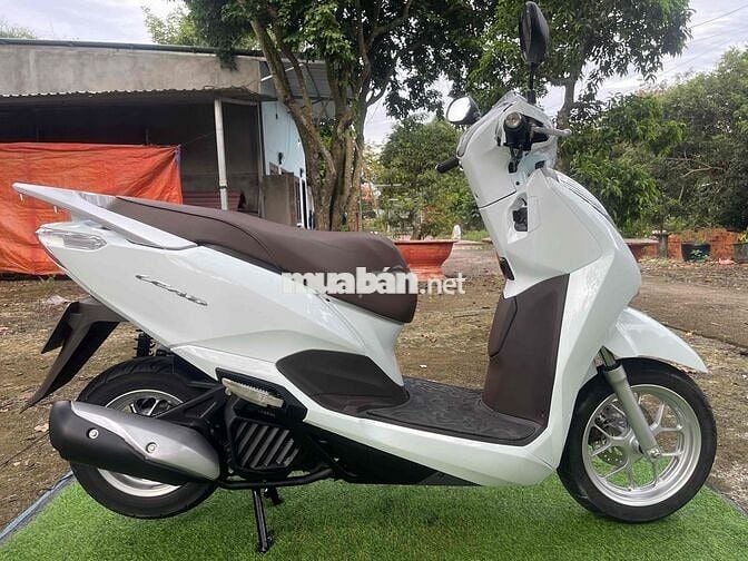 Honda Lead 2018 màu Trắng