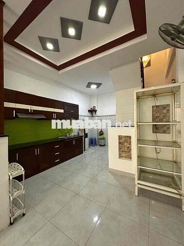 Cho thuê nhà hẻm oto 4 PN Cô Giang Phú Nhuận giá 22tr