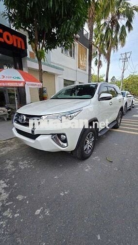 Toyota Fortuner 2019 2.4L trắng