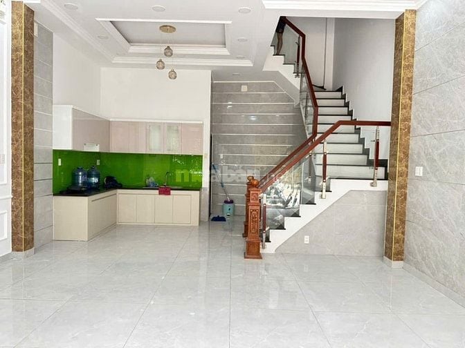 Bán Nhà 151/34 Liên Khu 45,BHHB,Bình Tân DT:6-10m2 4lầu Hẻm 8M 5.35ty