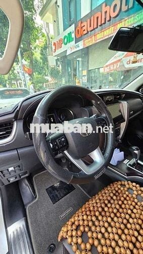 Toyota Fortuner 2019 2.4L trắng