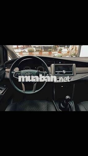 Toyota Innova 2017 2.0E - 105000 km