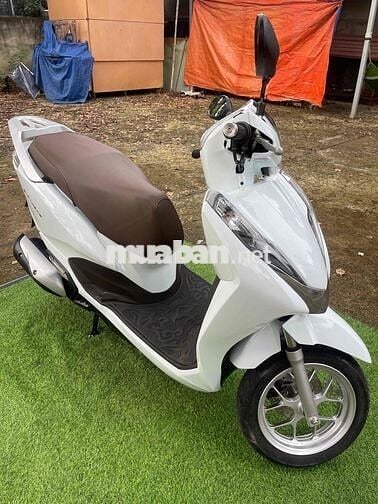 Honda Lead 2018 màu Trắng