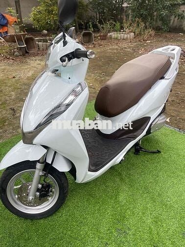 Honda Lead 2018 màu Trắng