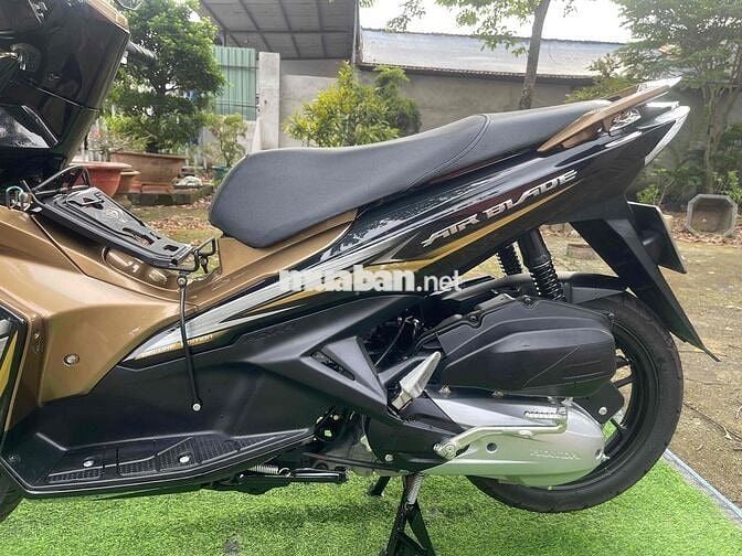 Honda Air Blade 2014 Vàng đồng 15.000km