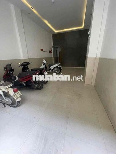 Bán toà Căn Hộ 7 phòng cho thuê , Cạnh UBND Phường Hoà Cường