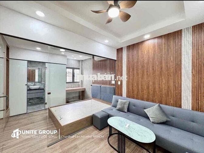 1PN BAN CÔNG LỚN NGAY TÂN QUY - TRUNG TÂM QUẬN 7. SÁT Q1, Q4, Q8