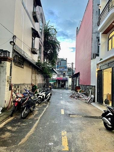 BÁN NHÀ PHỐ _KHU PHỐ NHÀ LẦU VIP 