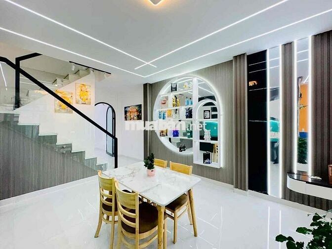 Nhà 2 Tầng Kiên Cố 140m -3pn Ngay chợ Phước Vân, Cần Đước, Long An, Ch