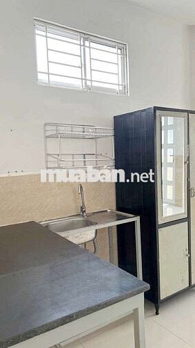 Tìm NỮ ở ghép 1:1 phòng rộng ban công cửa sổ