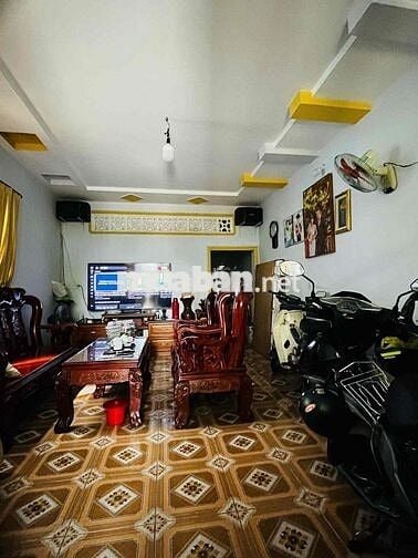 Cc cho thuê MT hẻm Huỳnh Văn Nghệ, p.12, Gò Vấp, 295m2 giá 80tr/ thang