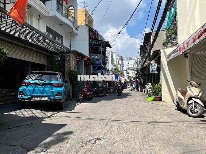 Nhà 80m2, 4.4x18m, 2 tầng 3PN, 20m ra xe hơi, Bình Thạnh giáp Quận 1