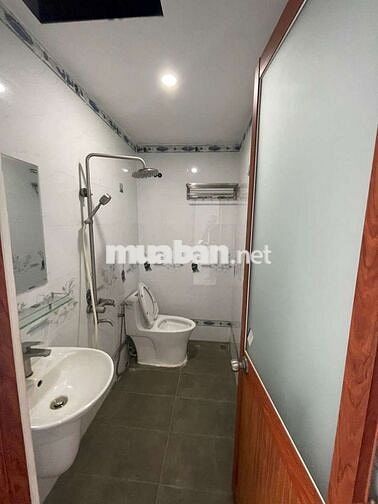 Nhà Hóc Môn 395trtr (4m - 10m) lầu đúc 2PN gần điện máy xanh Hóc Môn