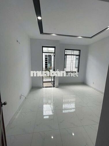 Nhà Hóc Môn 395trtr (4m - 10m) lầu đúc 2PN gần điện máy xanh Hóc Môn