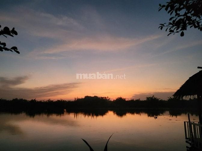 Đất view rộng 1700m2, giấy tờ đầy đủ, Nhơn Trạch, Đồng Nai