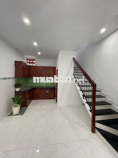 Nhà Hóc Môn 395trtr (4m - 10m) lầu đúc 2PN gần điện máy xanh Hóc Môn