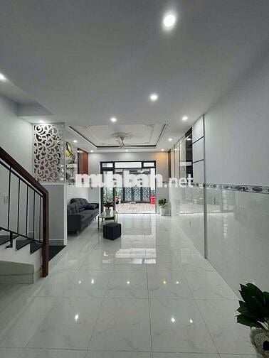 Nhà Hóc Môn 395trtr (4m - 10m) lầu đúc 2PN gần điện máy xanh Hóc Môn