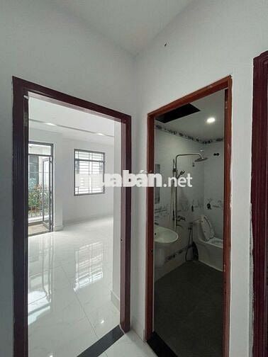 Nhà Hóc Môn 395trtr (4m - 10m) lầu đúc 2PN gần điện máy xanh Hóc Môn