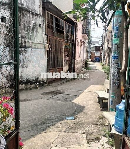 Bán nhà ngõ hẻm (2,5m×10,6m) xe hơi vào, đường Trần Văn Mười