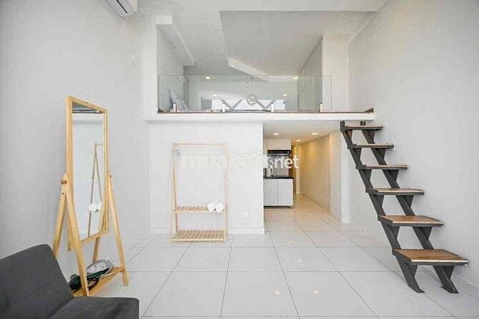 CĂN HỘ GÁC RỘNG VIEW ĐẸP SÁT VÁCH QUẬN 4 VÀ KHU CHẾ XUẤT