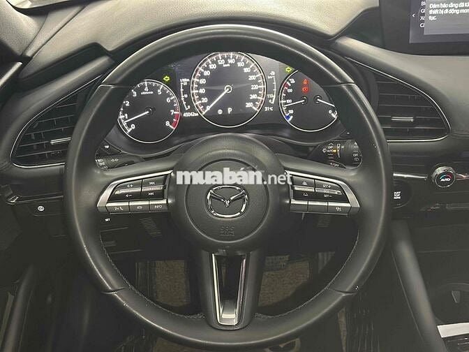 🔴 Mazda 3 2022 1.5L Sport Premium - 44000 km