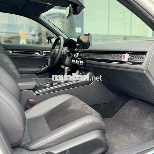 Honda Civic RS 2022 Trắng 25000 km
