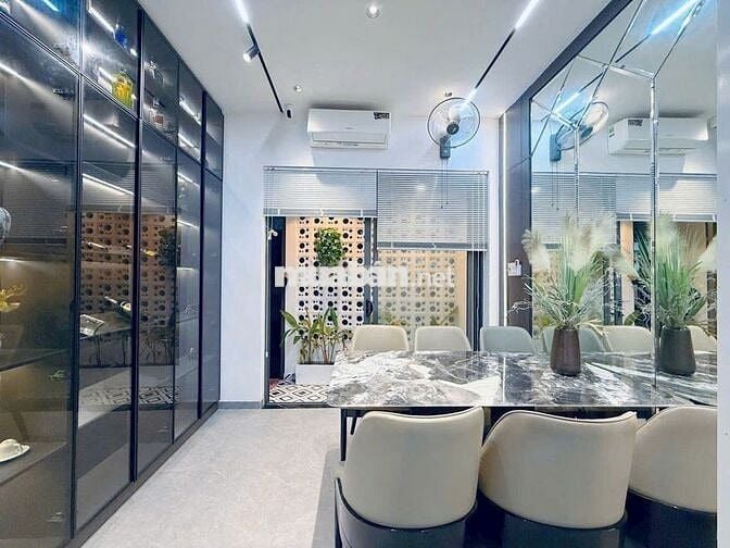 🔥 NHÀ ĐẸP GIỮA TRUNG TÂM HẢI CHÂU – AI XEM CŨNG MÊ! 🔥