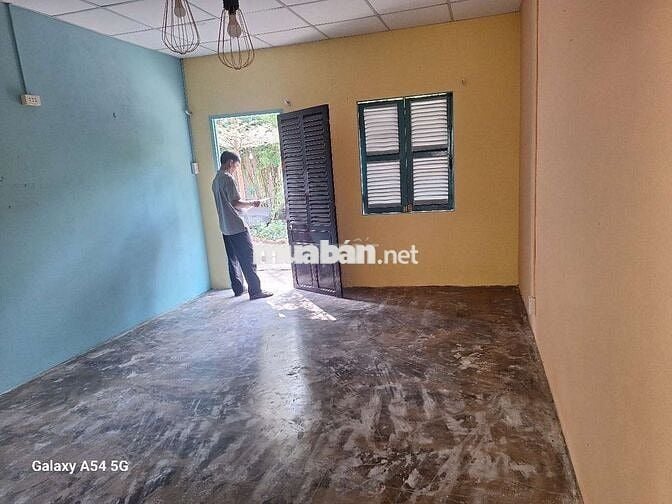 RIÊNG BIỆT NHƯ HOMESTAY DTSD:30M² WC RIÊNG SÂN CỔNG CHILL 100%NHƯ HÌNH