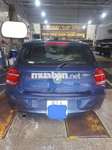 BMW 116i Xanh 5 chỗ