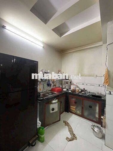 Cần gấp nhà 3 tầng 68m2  phường tân tạo bình tân