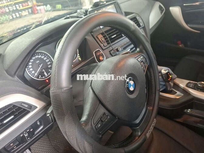 BMW 116i Xanh 5 chỗ