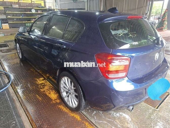 BMW 116i Xanh 5 chỗ