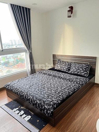 Chung cư ngay chợ lớn Q5 , gần Q1 , 82m2 , 2 PN , nội thất cao cấp , 