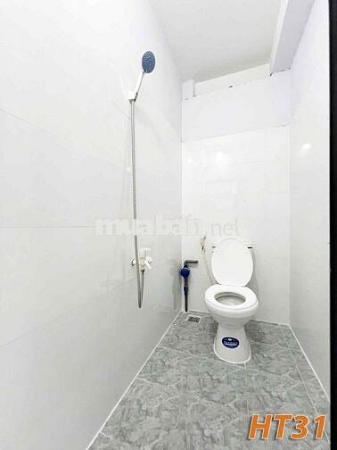 TRỐNG SẴN CĂN HỘ BAN CÔNG NỘI THẤT CẤP