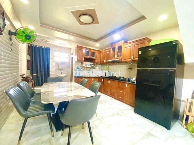 🤩🤩🌹🍀Mặt Bằng kinh doanh 5Tầng 62m 4Pn hẻm 7 chỗ chỉ 7 đồng hơn .