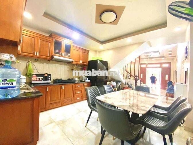 🤩🤩🌹🍀Mặt Bằng kinh doanh 5Tầng 62m 4Pn hẻm 7 chỗ chỉ 7 đồng hơn .