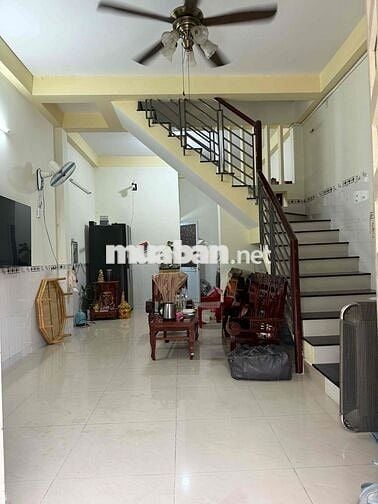 cho thuê nhà trệt lầu TX52 - Giá: 5.5tr/th