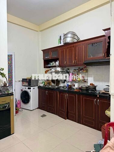 cho thuê nhà trệt lầu TX52 - Giá: 5.5tr/th