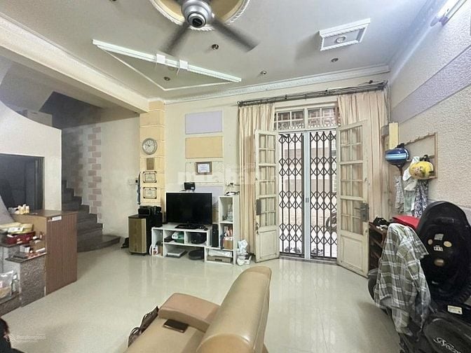 chủ kẹt tiền bán gấp nhà Thích Quảng Đức giá cực rẻ 